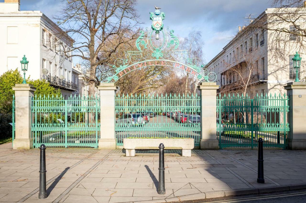 Prestbury Road Apartment Cheltenham Bagian luar foto